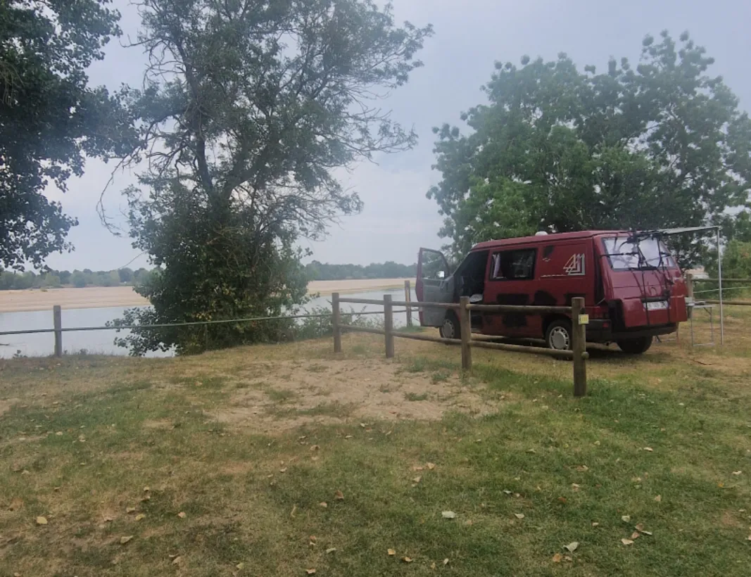 Emplacement bord de Loire 03