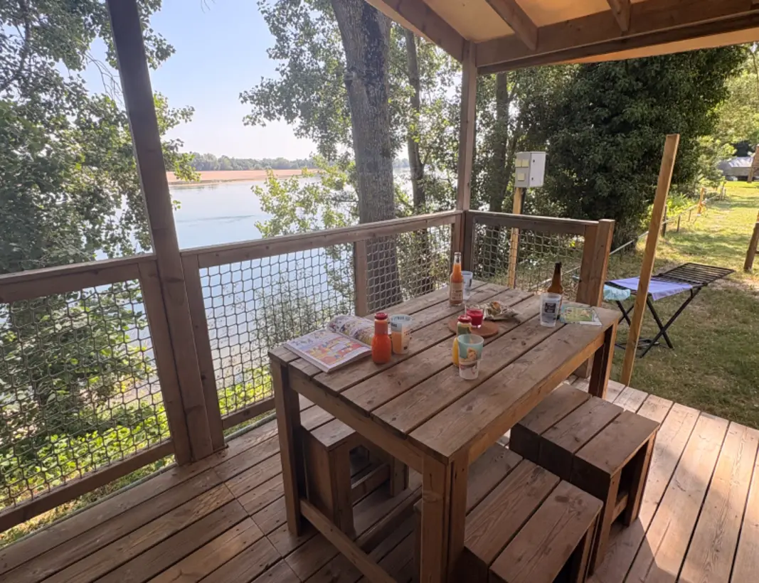 lodge Access 02
