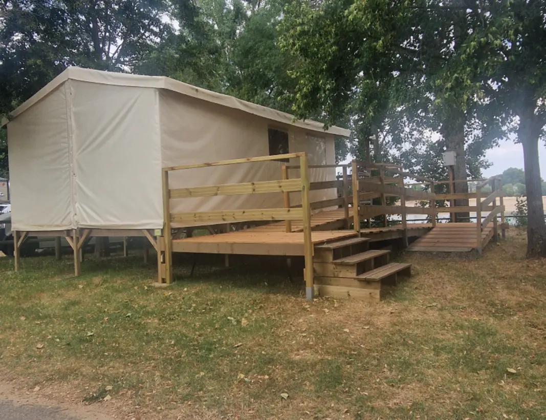 lodge Access 08
